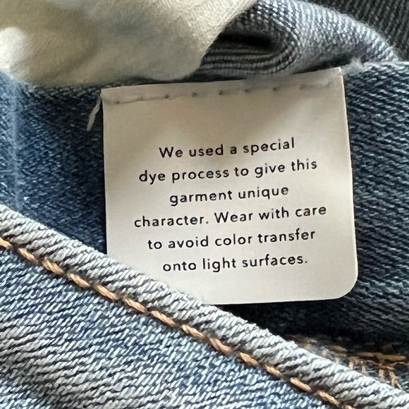 DL 1961 High Rise Bell Bottom Jeans. Size 29. Excellent Condition. - Picture 5 of 13